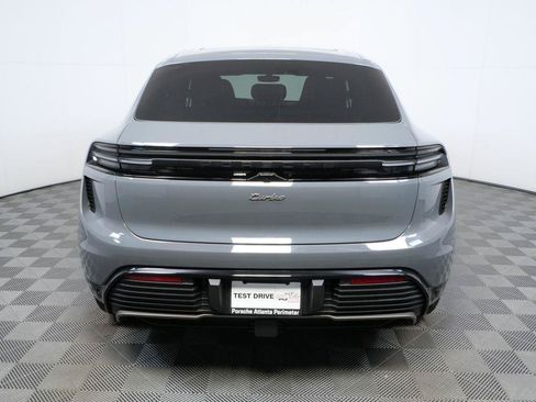 New 2026 Porsche Macan Turbo Electric AWD/4WD image 27