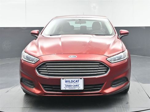 Used 2013 Ford Fusion S FWD image 2