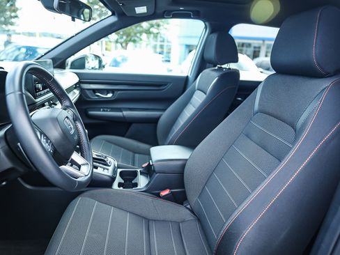 Certified 2025 Honda CR-V Sport image 24