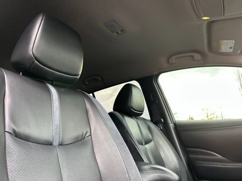 Used 2022 Nissan Leaf SL Plus image 16