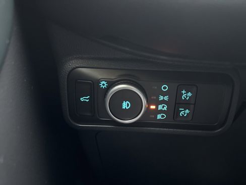 Used 2025 Ford Explorer ST-Line w/ Premium Package image 23