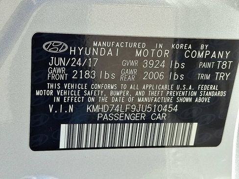 Used 2018 Hyundai Elantra SE FWD image 26
