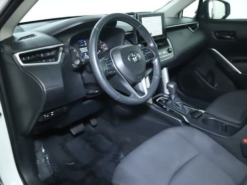 Certified 2023 Toyota Corolla Cross LE AWD/4WD image 17