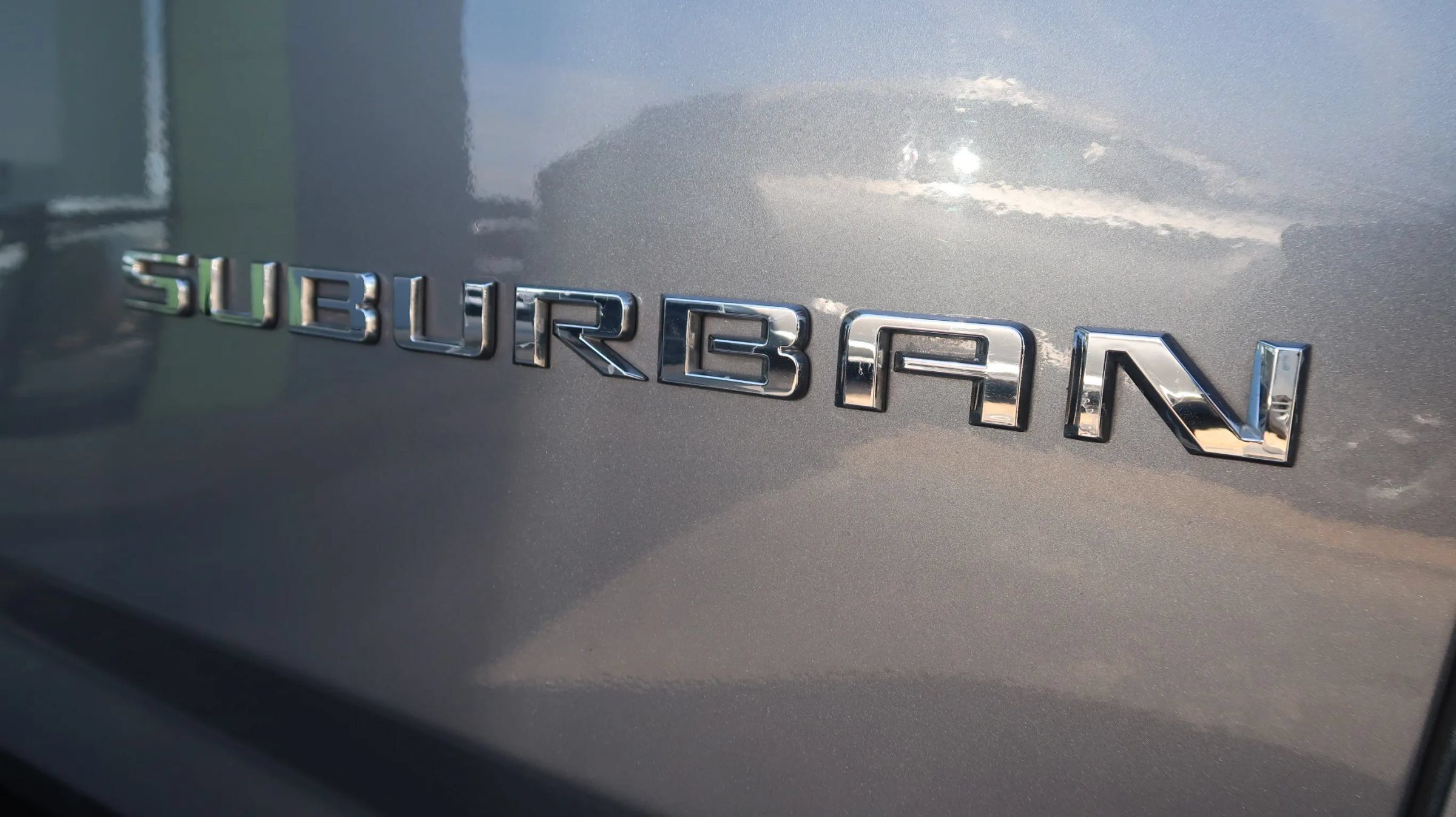 Used 2021 Chevrolet Suburban Premier w/ Premium Package RWD image 51