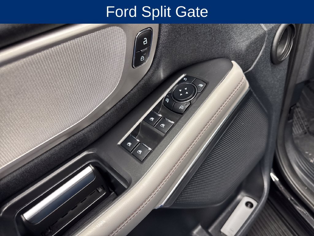 Used 2025 Ford Expedition Active AWD/4WD image 13