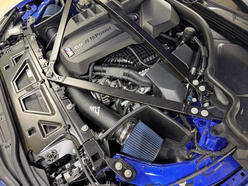 Used 2025 BMW M4 Competition image 89