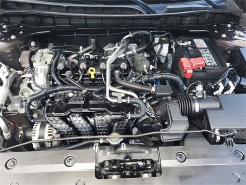 Used 2024 Nissan Altima 2.5 SV image 29