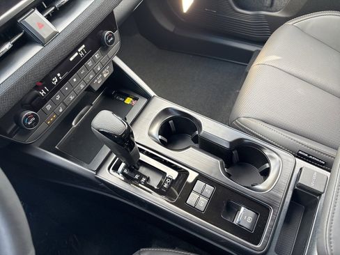 New 2026 Subaru Outback Limited image 18