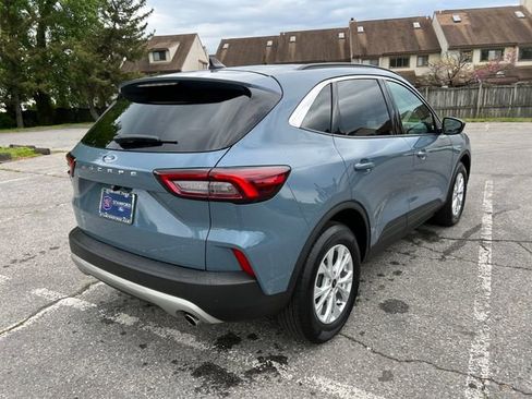 Used 2024 Ford Escape Active w/ Tech Pack #1 AWD/4WD image 11