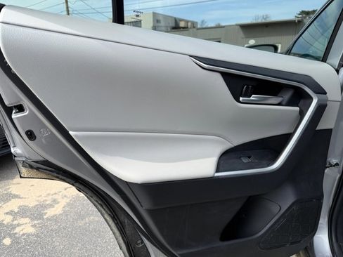 Used 2024 Toyota RAV4 XLE image 26