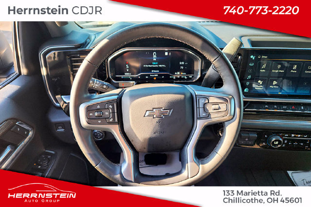 Used 2023 Chevrolet Silverado 1500 RST w/ Rally Edition AWD/4WD image 8