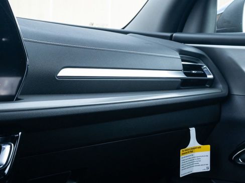 New 2026 Chevrolet Traverse LT w/ Midnight/Sport Edition image 29