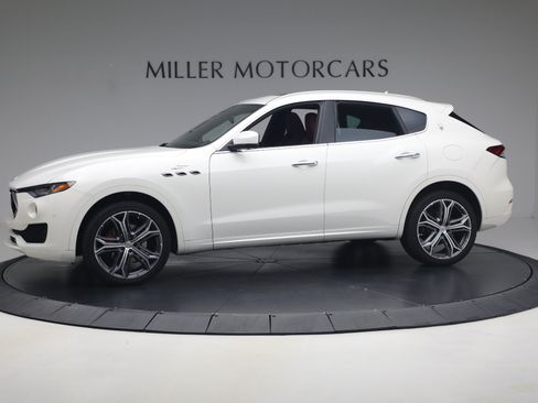 Certified 2023 Maserati Levante GT AWD/4WD image 1
