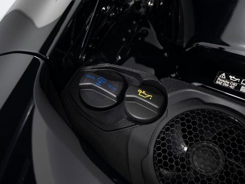 Certified 2024 Porsche 911 Carrera 4 image 45