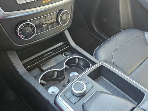 Used 2014 Mercedes-Benz ML 350 2WD w/ Premium 1 Package image 33