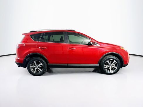 Used 2016 Toyota RAV4 XLE FWD image 10