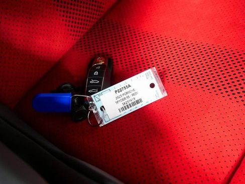 Certified 2025 Porsche 718 Boxster Spyder RS image 40