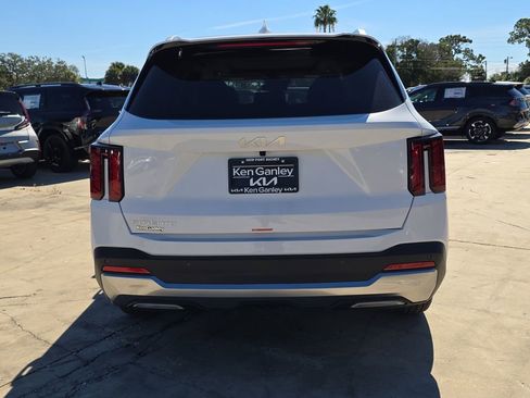 New 2026 Kia Sorento S w/ S Panoramic Sunroof Package FWD image 7
