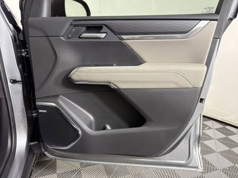 New 2026 GMC Acadia Elevation w/ Elevation Premium Package image 23