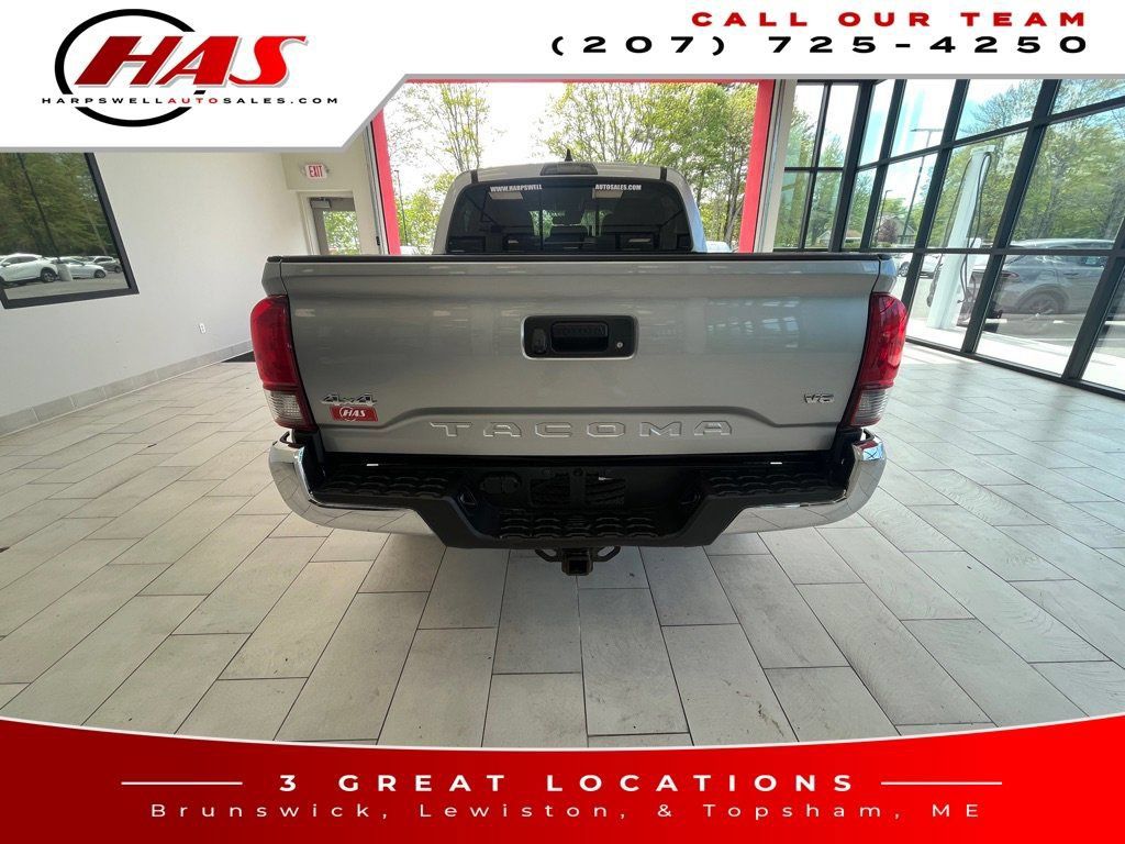 Used 2023 Toyota Tacoma SR5 AWD/4WD image 5