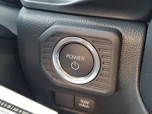 Used 2025 Toyota Land Cruiser image 21