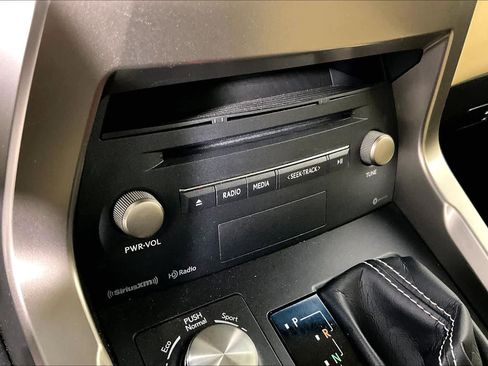 Used 2018 Lexus NX 300 FWD image 34