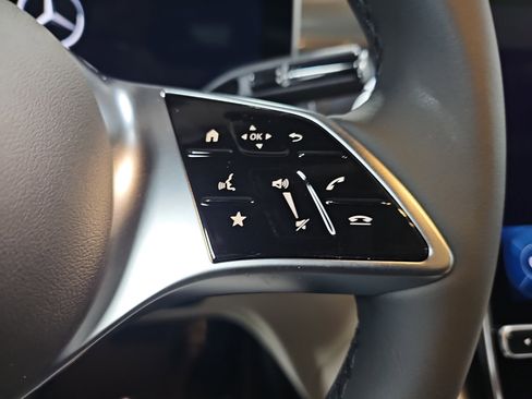 New 2026 Mercedes-Benz GLC 300 GLC 300 image 19