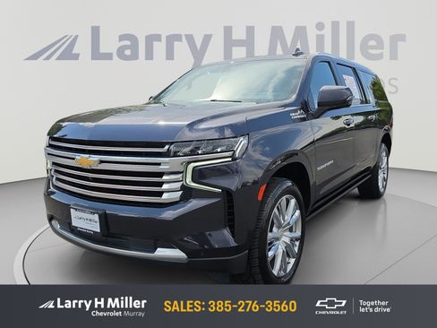 Used 2023 Chevrolet Suburban High Country w/ Premium Package 2 AWD/4WD image 1
