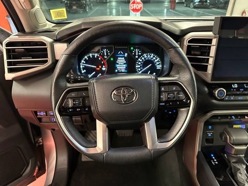 Used 2022 Toyota Tundra Limited w/ Power Package AWD/4WD image 18