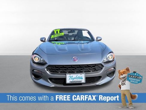 Used 2017 FIAT 124 Spider Classica image 2