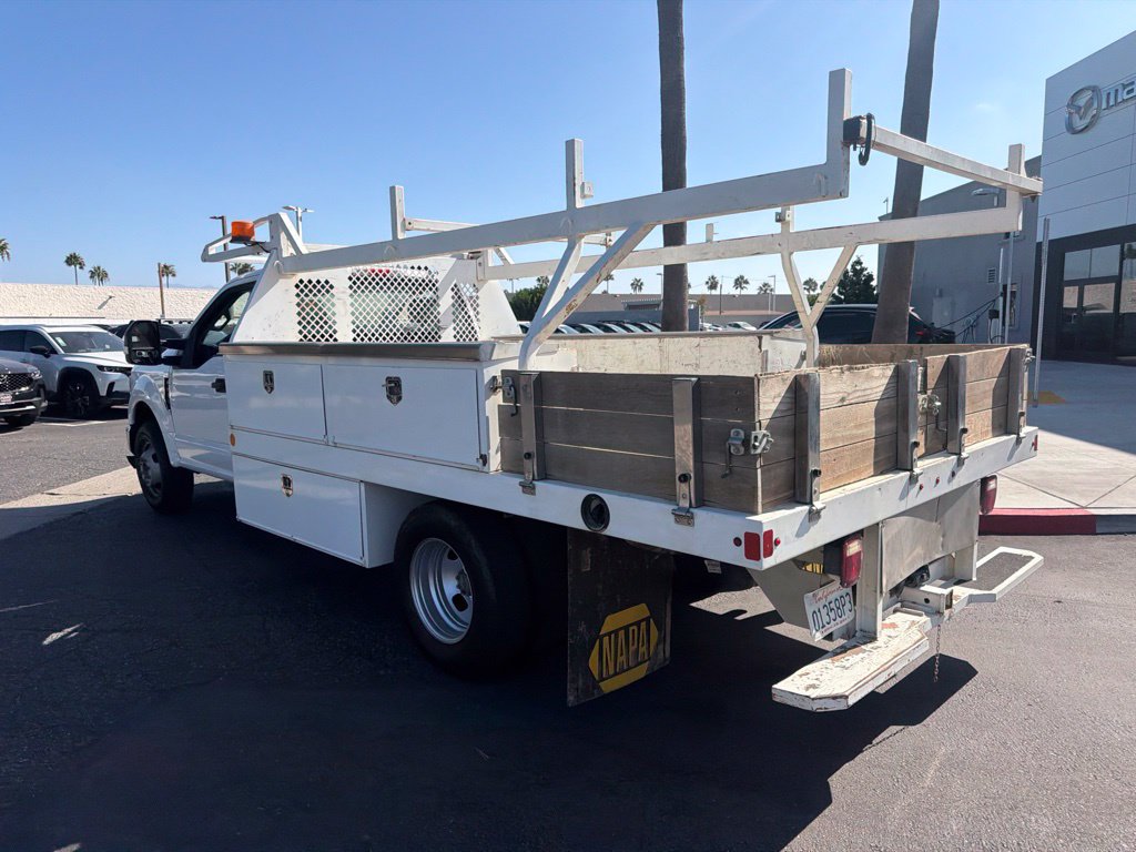 Used 2020 Ford F350 2WD Regular Cab DRW Super Duty image 10