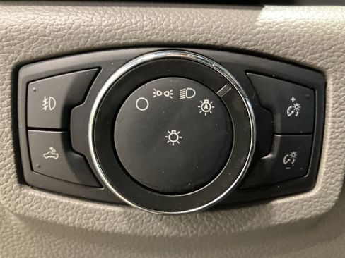 Used 2018 Ford F150 XLT image 15