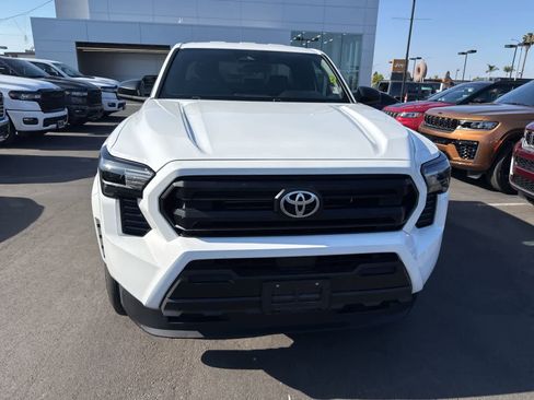 Used 2024 Toyota Tacoma SR RWD image 5