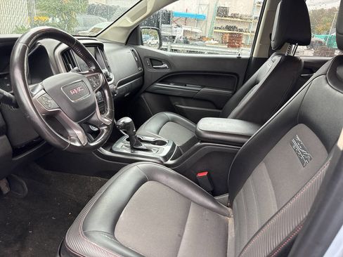 Used 2017 GMC Canyon SLE w/ All Terrain Package image 11