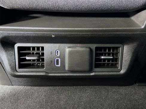 Used 2023 Chevrolet Silverado 1500 LT image 23