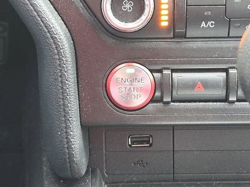 Used 2019 Ford Mustang Coupe image 37