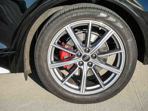 Used 2023 Audi SQ5 Prestige w/ Prestige Package image 10