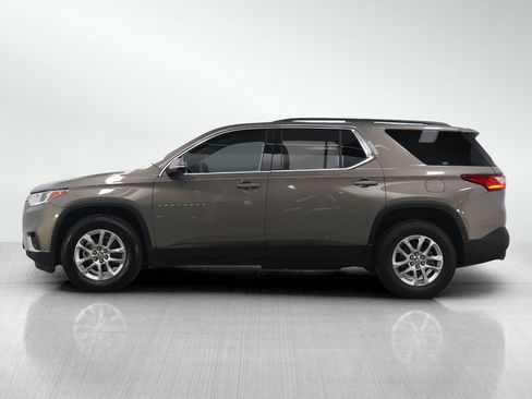 Used 2019 Chevrolet Traverse LT image 2