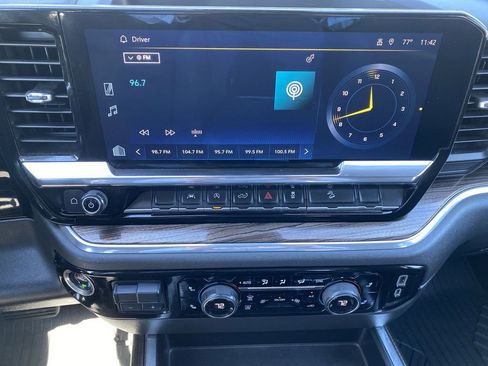 Used 2023 Chevrolet Silverado 1500 LT Trail Boss w/ Protection Package image 13