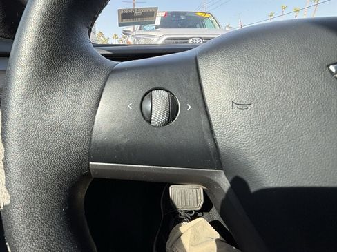 Used 2021 Tesla Model 3 Standard Range Plus RWD image 19