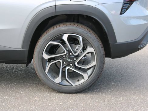 New 2026 Chevrolet Trax RS w/ Driver Confidence Package FWD image 19
