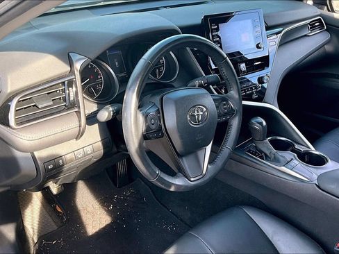 Used 2024 Toyota Camry SE FWD image 17