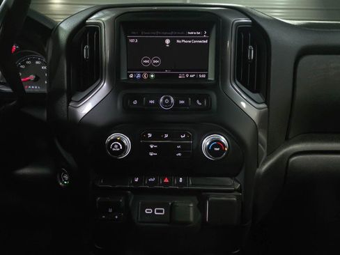 Used 2024 GMC Sierra 3500 Pro w/ Convenience Package image 26