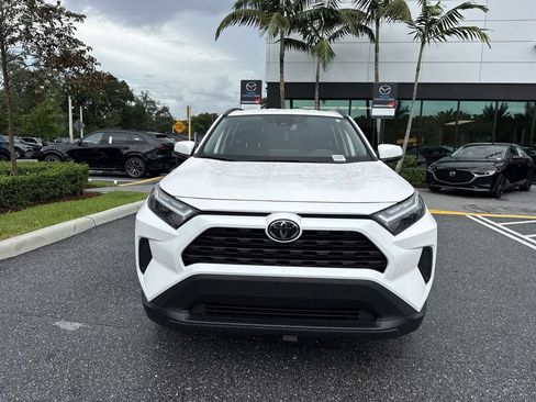 Used 2024 Toyota RAV4 XLE FWD image 29