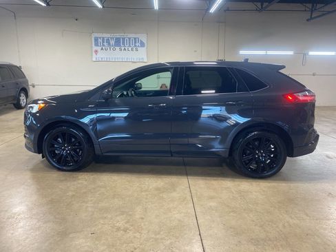 Used 2021 Ford Edge ST-Line w/ Cold Weather Package image 6