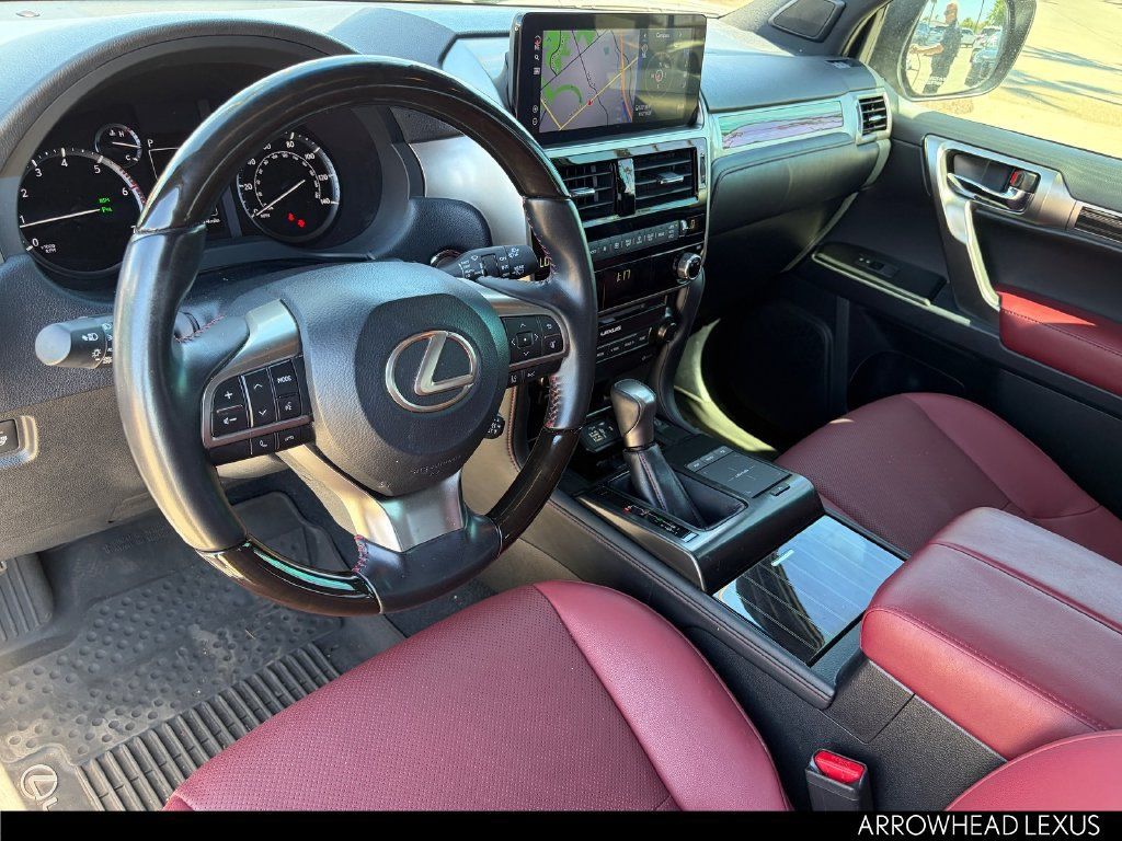 Used 2022 Lexus GX 460 Premium w/ Premium Package AWD/4WD image 17