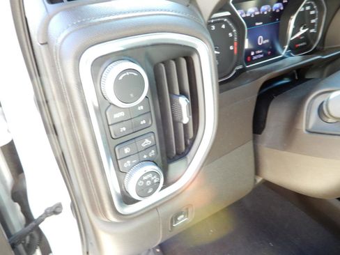 Used 2019 GMC Sierra 1500 Denali image 18