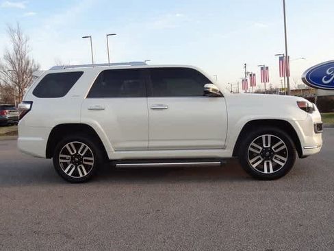 Used 2018 Toyota 4Runner Limited image 4