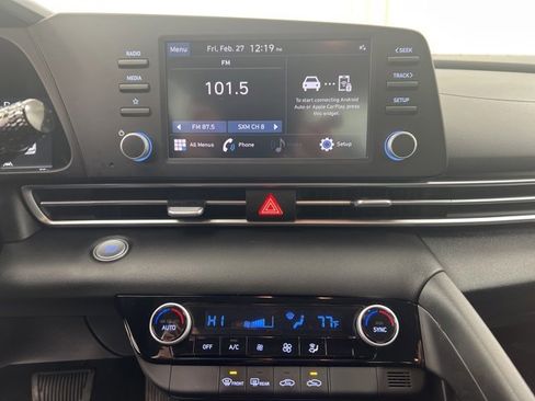 Used 2023 Hyundai Elantra SEL image 20