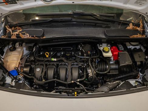 Used 2019 Ford Transit Connect XL image 10